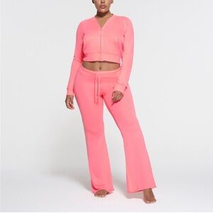 SKIMS Modal French Terry Flare Coral Pants M Lounge Soft Stretch Lightweight